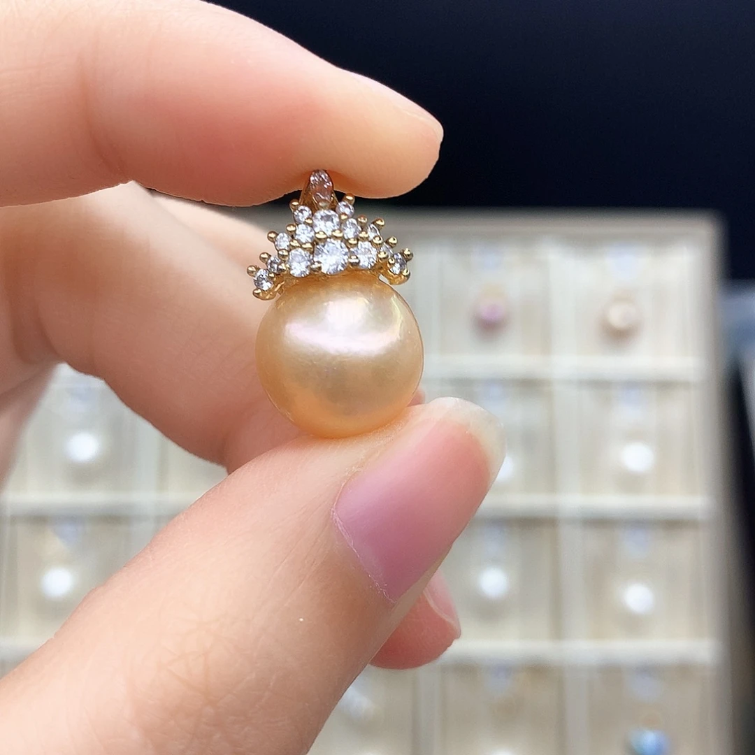 淡水珍珠合金颈饰