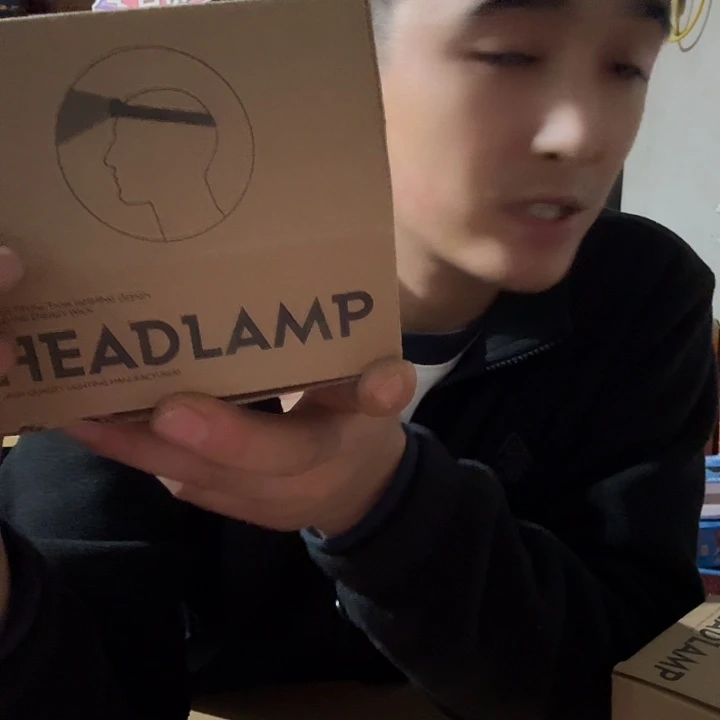 三个电池的铝合金大黄光头灯