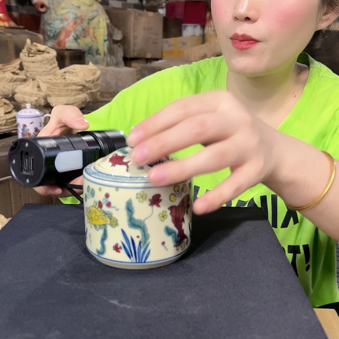 摆件//////景德镇陶瓷瓷器。茶叶罐。