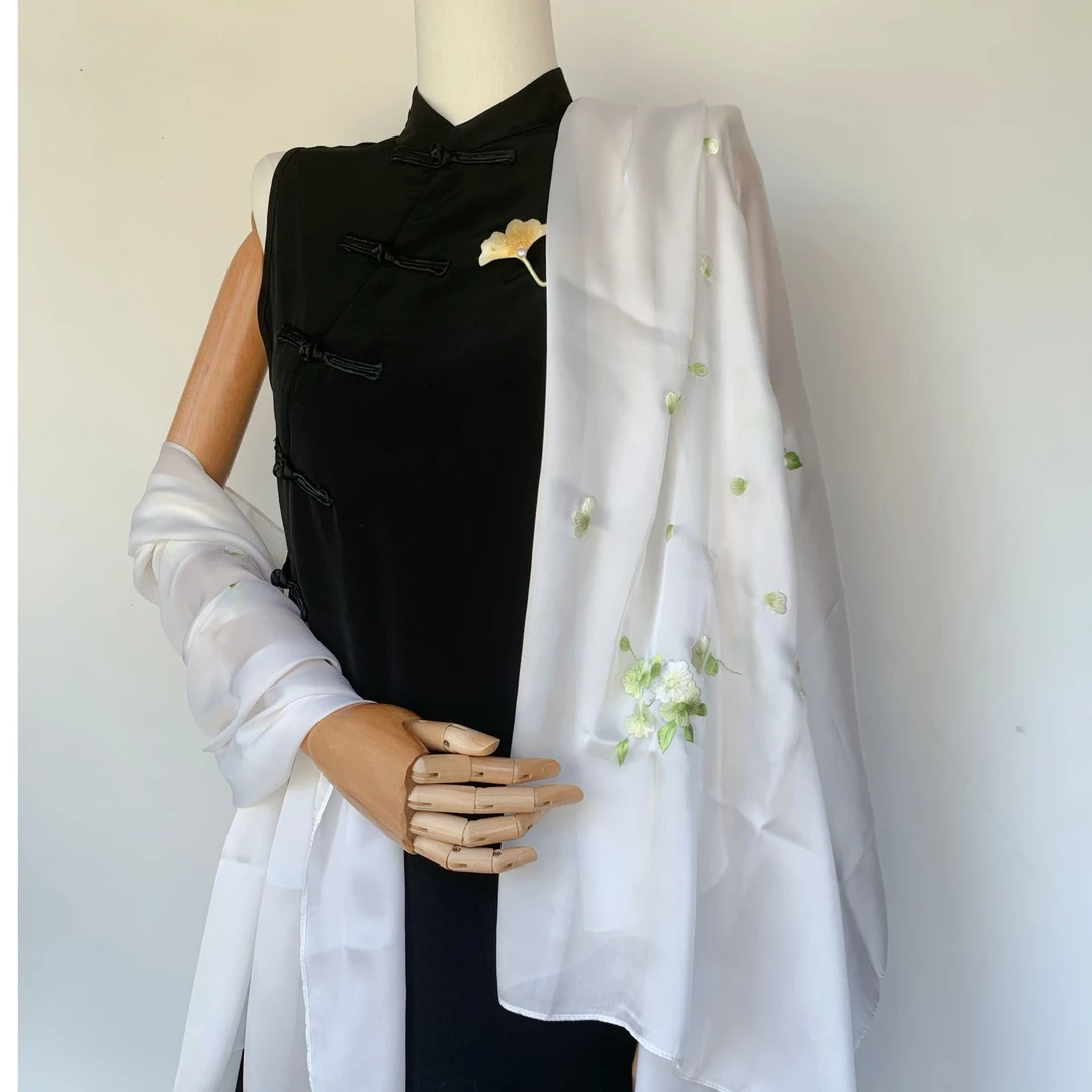 苏绣丝巾遮阳大披肩薄款妈妈礼物刺绣围巾送婆婆礼物高档送长辈