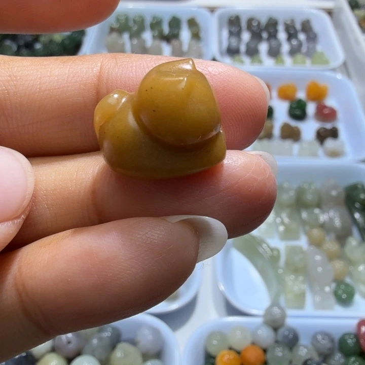 未镶嵌和田玉珠宝半成品