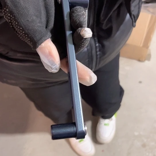 加长饵盘过桥架一个。