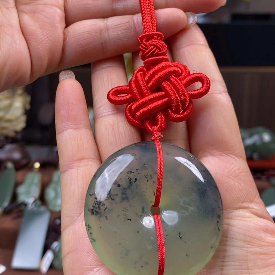 蛇纹石玉未镶嵌挂件