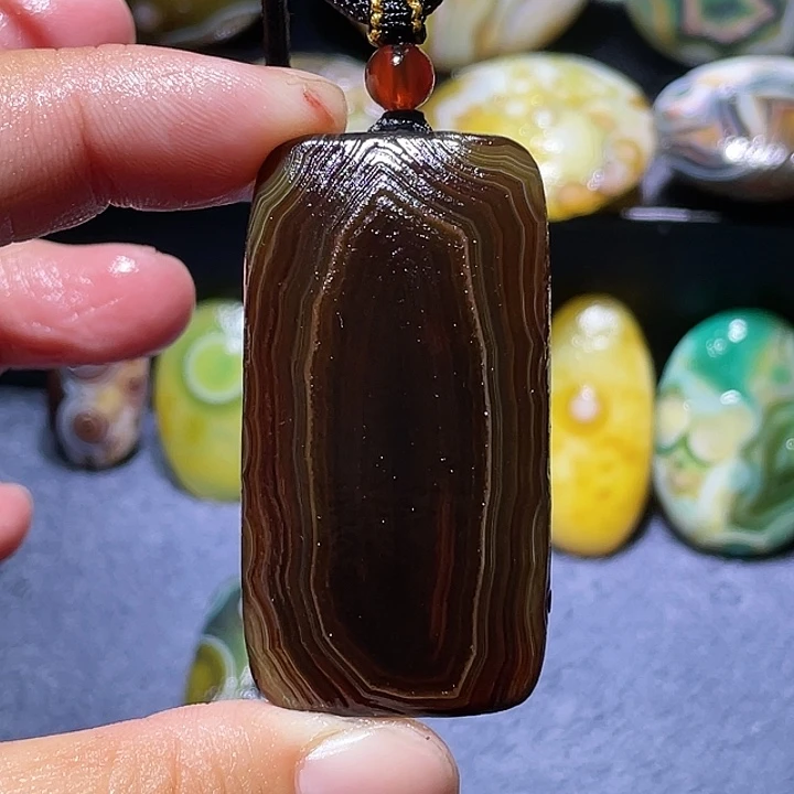 玛瑙/玉髓未镶嵌珠宝奇石