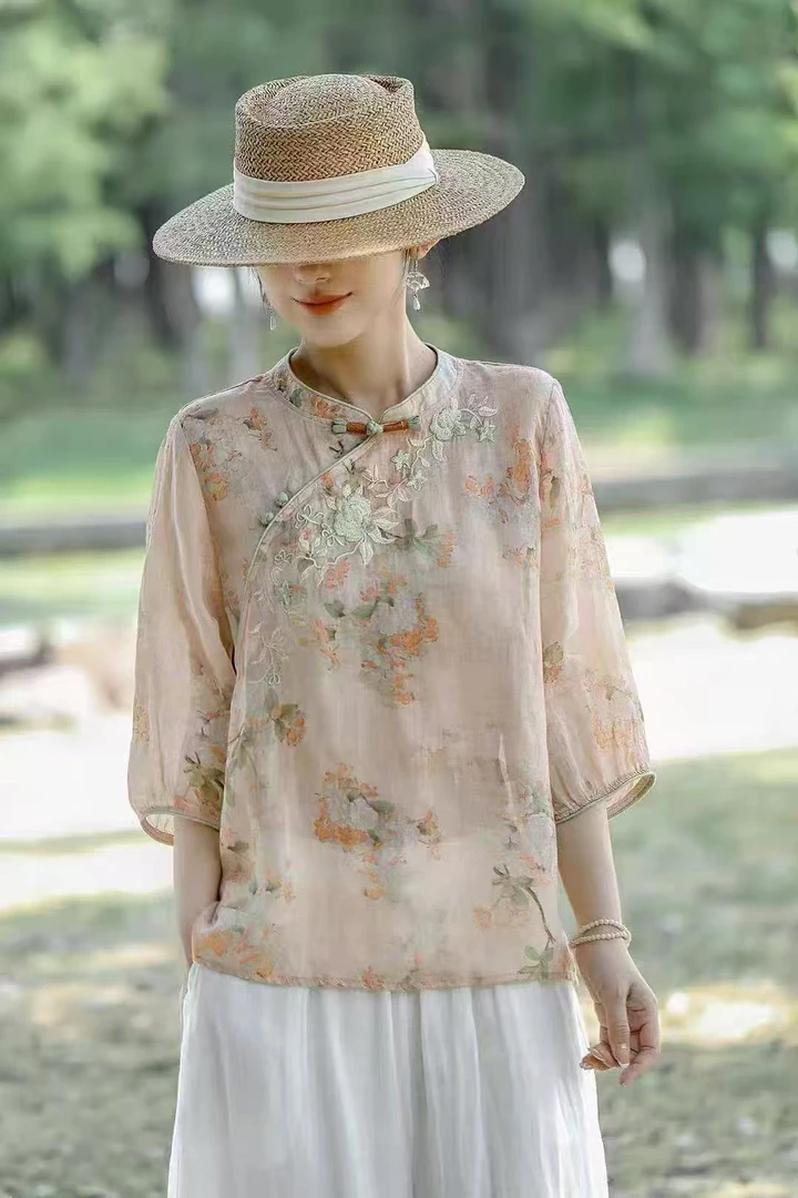 富贵人家2025新款夏季复古文艺国风刺绣新中式宽松五分袖轻薄衫