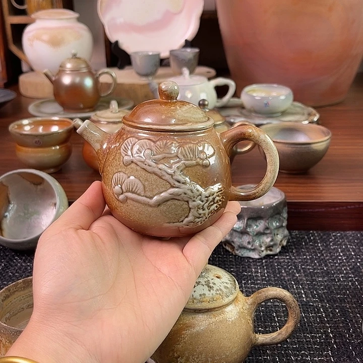 柴烧迎客松微瑕龙蛋壶