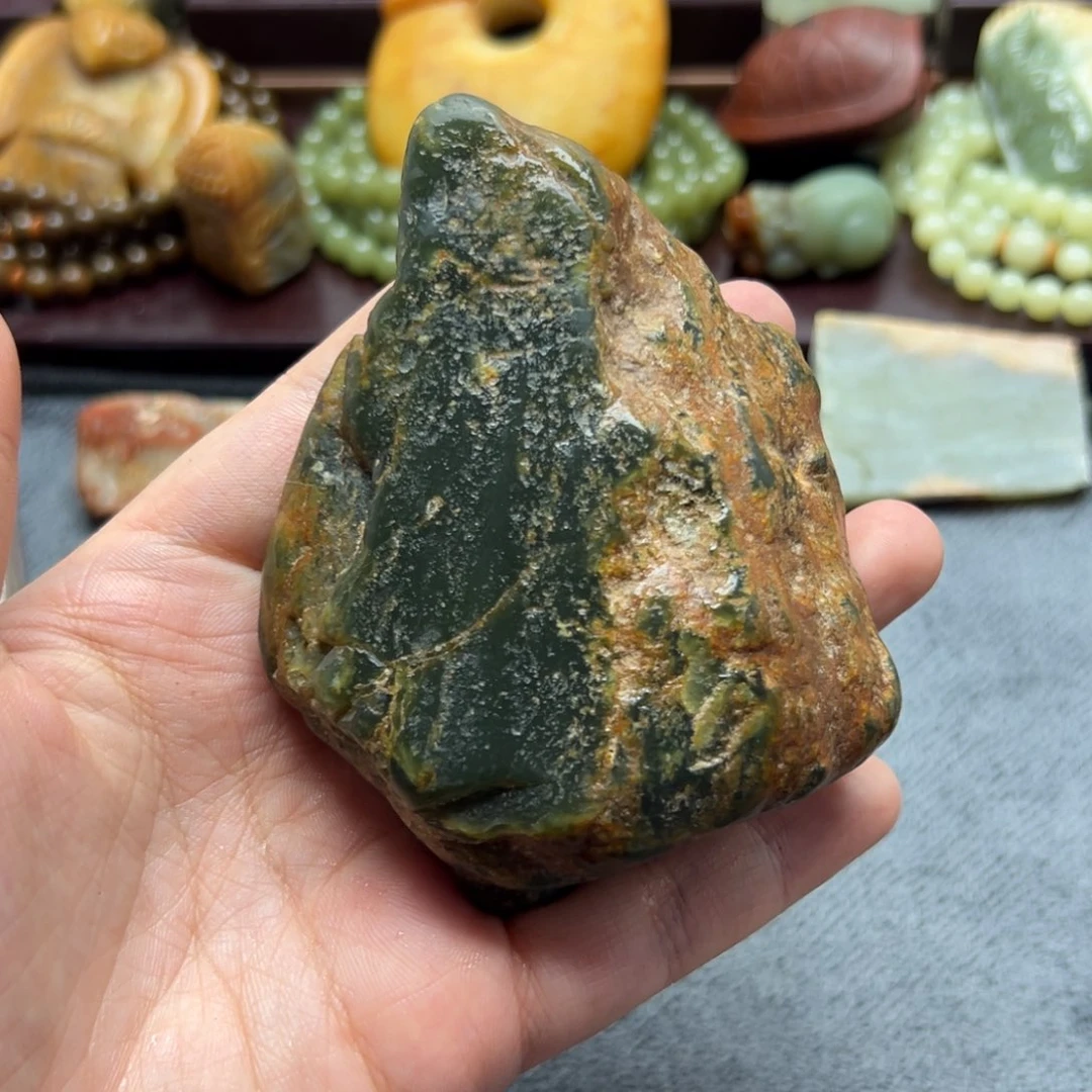 和田玉未镶嵌珠宝奇石