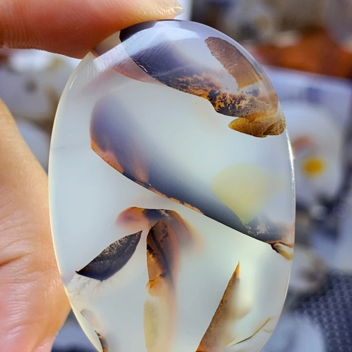 玛瑙/玉髓未镶嵌珠宝半成品