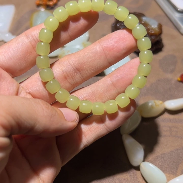 和田玉（糖玉）未镶嵌车挂临*