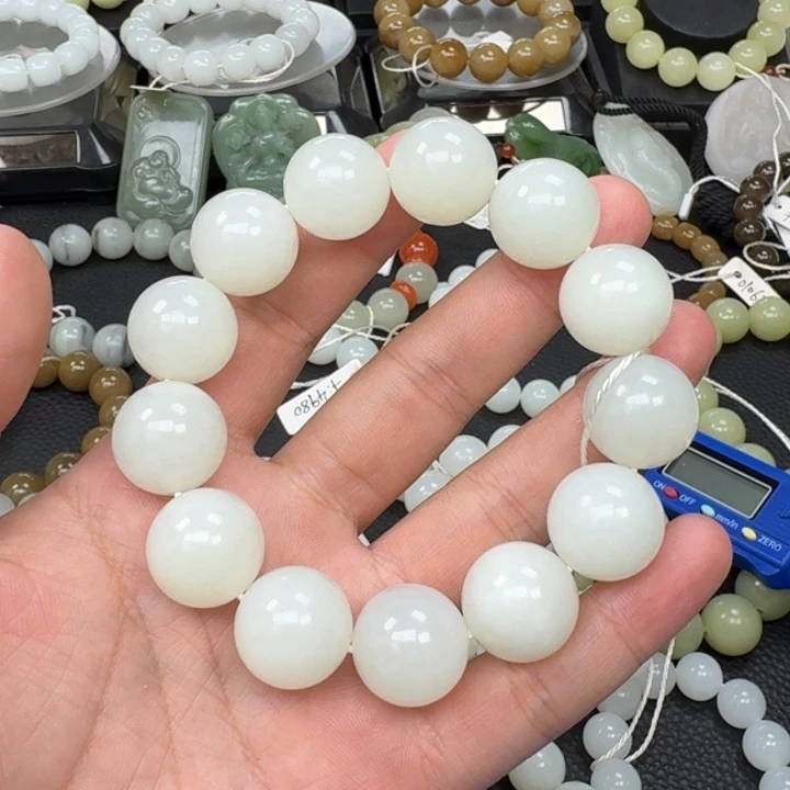 和田玉未镶嵌手链