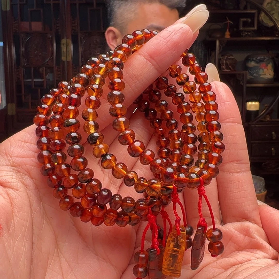 琥珀裸石未镶嵌抚顺琥珀30563多样性发其一