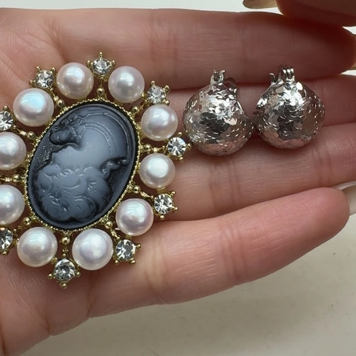 淡水珍珠耳饰未镶嵌