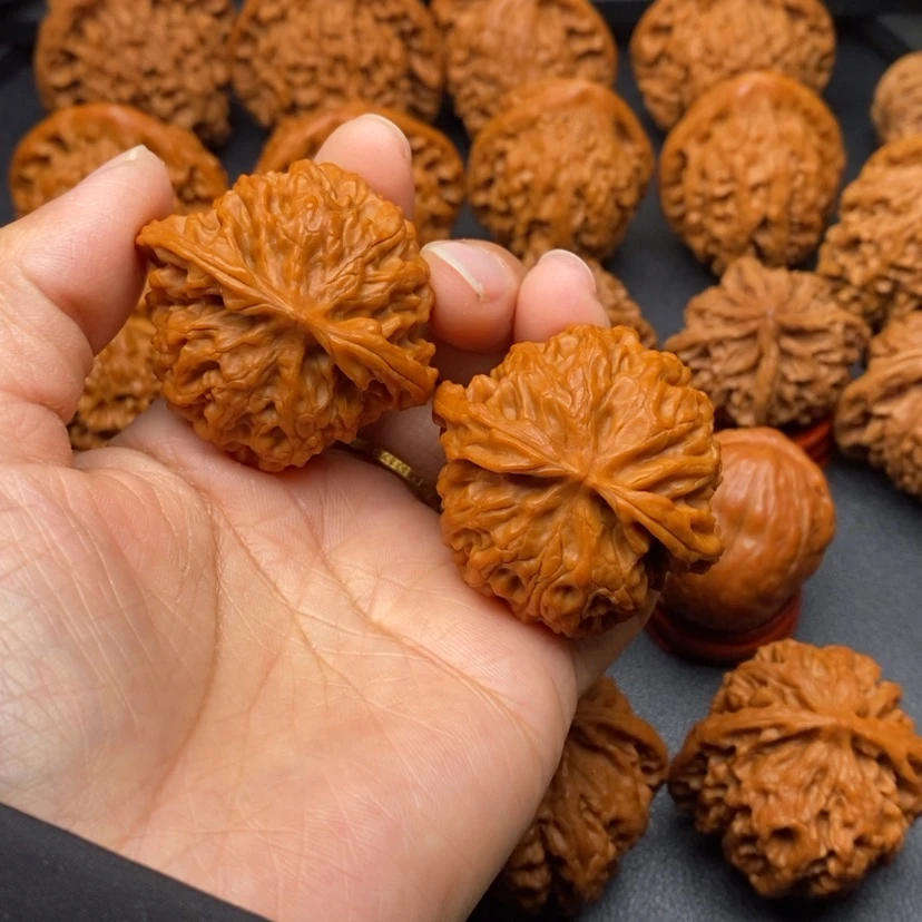 【闪购商品】文玩核桃把件42苹果园