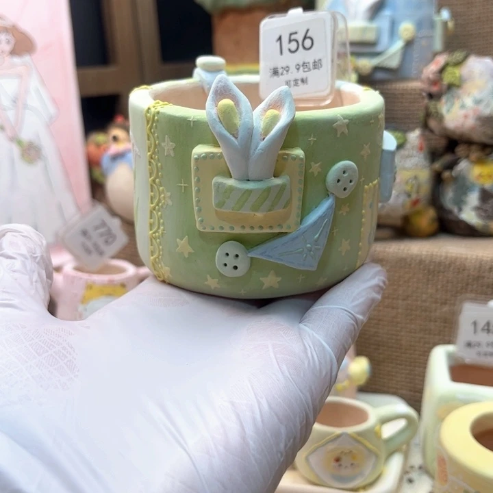 156布艺花盆手绘