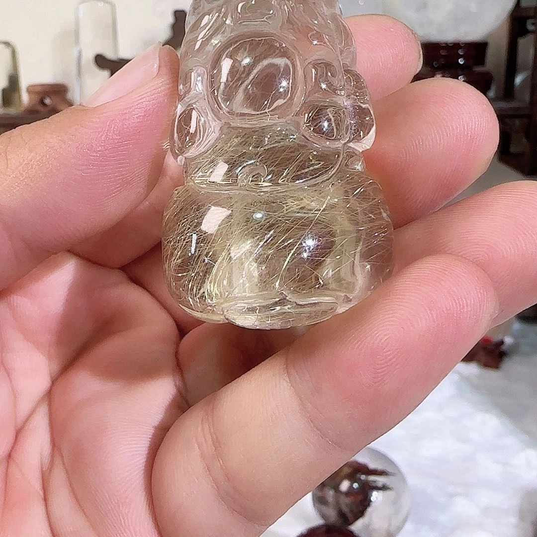 水晶天然水晶金发晶貔貅
