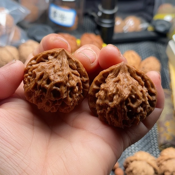 把件桃核龙门涧边42