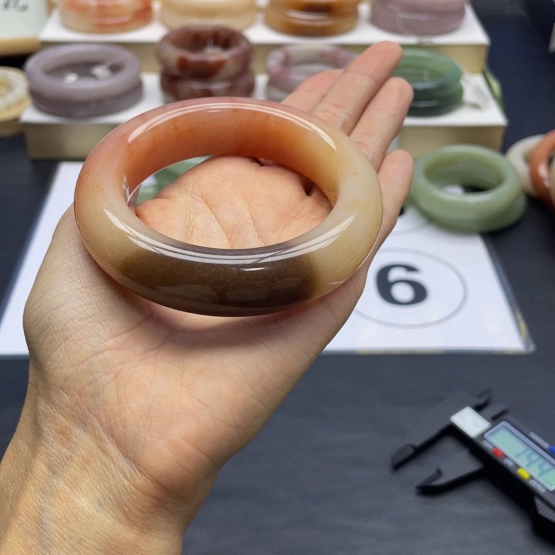 未镶嵌手镯石英质玉伊*哒