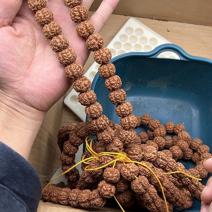 金刚菩提手串红方印梅花17.5左右