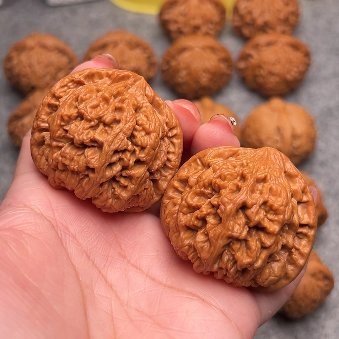 把件文玩核桃精品鹰嘴大粗筋46全品重55.7克毕业款