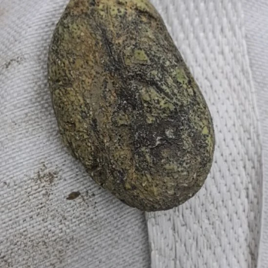 睛***理有机玻璃藏玉药王石原石一个