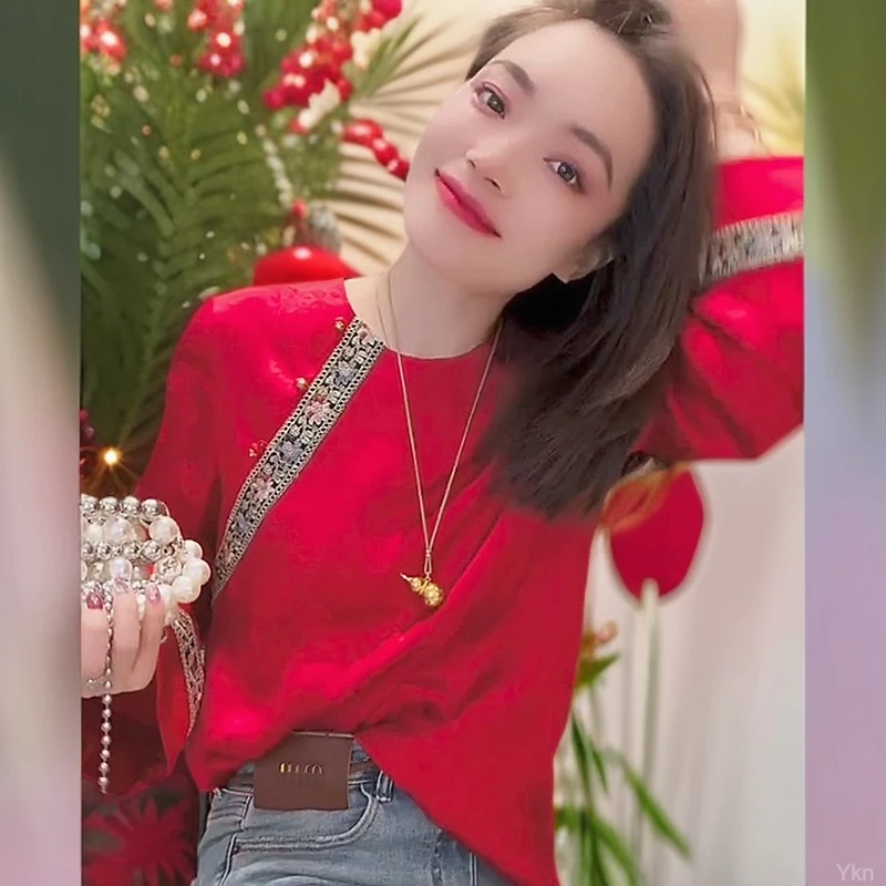 国风复古盘口提花设计新年红色2025春节上衣轻奢网红外穿减龄长袖