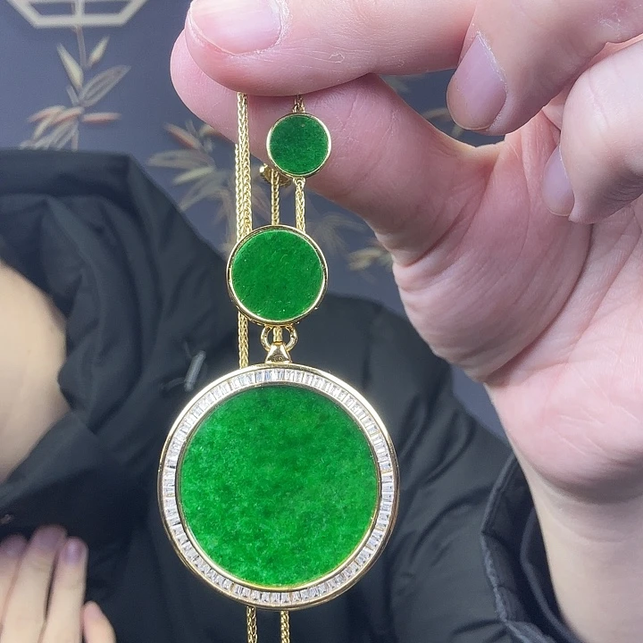 翡翠吊坠(赠链)银S925镶嵌特价 新年