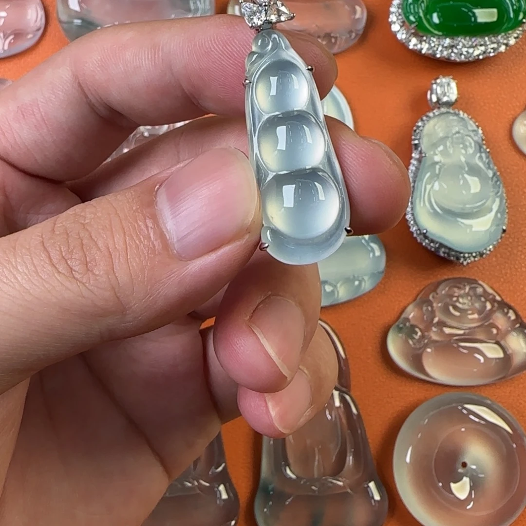 定制翡翠未镶嵌天然