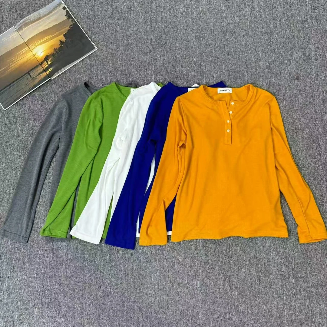 13269余小鱼【绝对C位】五色纯色五粒扣圆领休闲长袖T恤女装