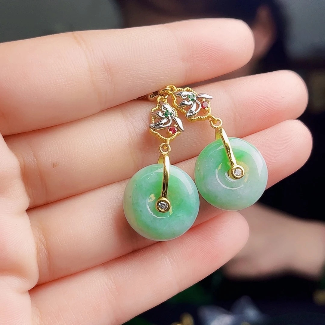 颈饰未镶嵌翡翠多样性