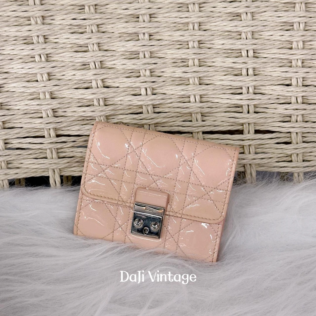 大吉中古/Dior迪奥粉色漆皮藤格纹钱包
