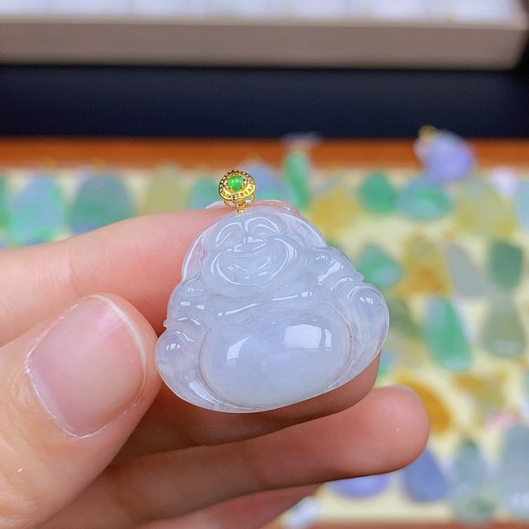 翡翠颈饰18K金镶嵌翡翠