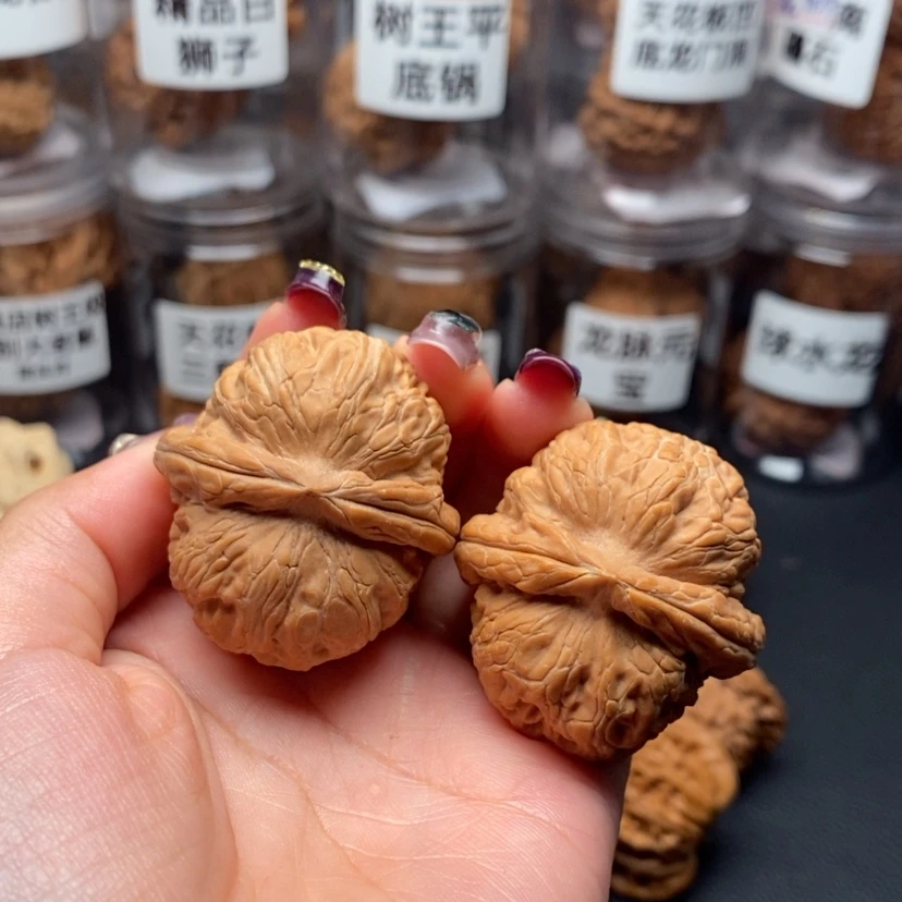 【闪购商品】吊坠文玩核桃元宝39