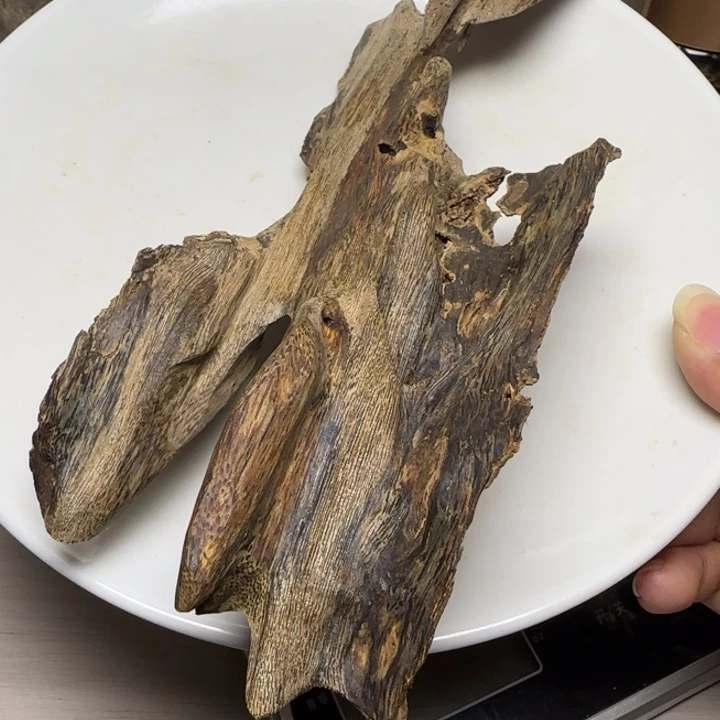 潜***水木手工艺大山料摆件86克