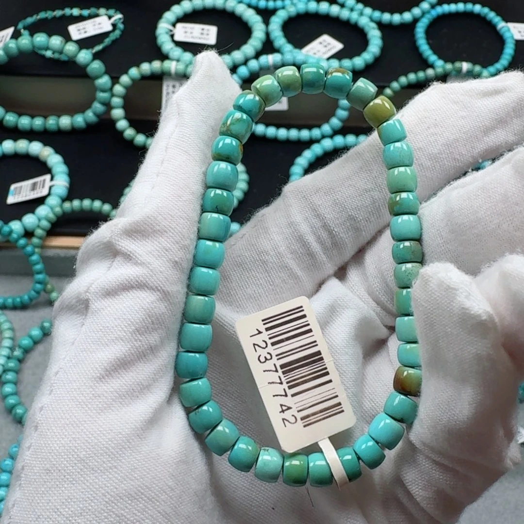 绿松石未镶嵌挂件