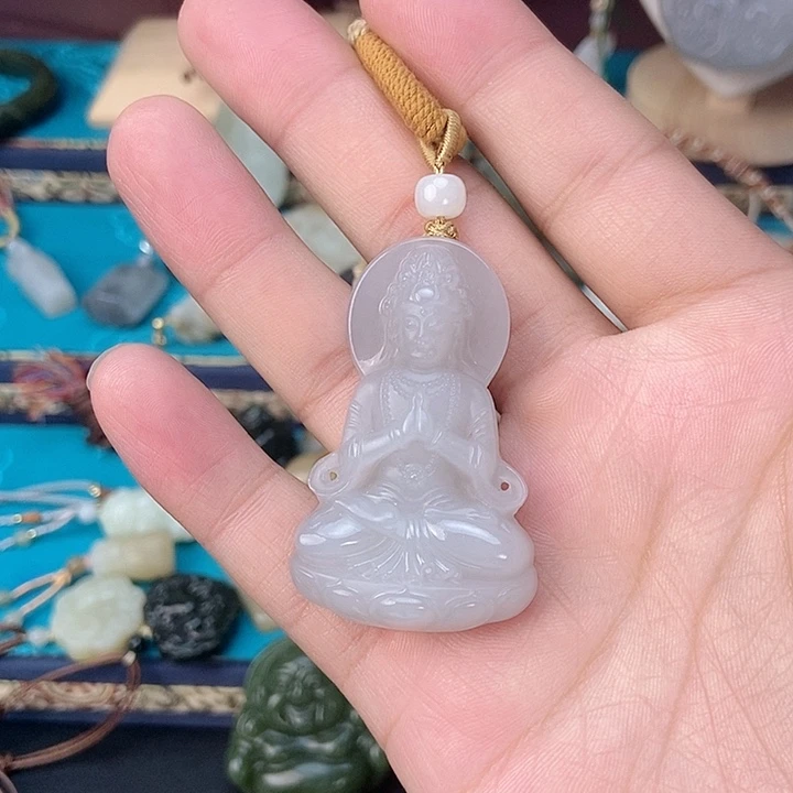 和田玉未镶嵌颈饰