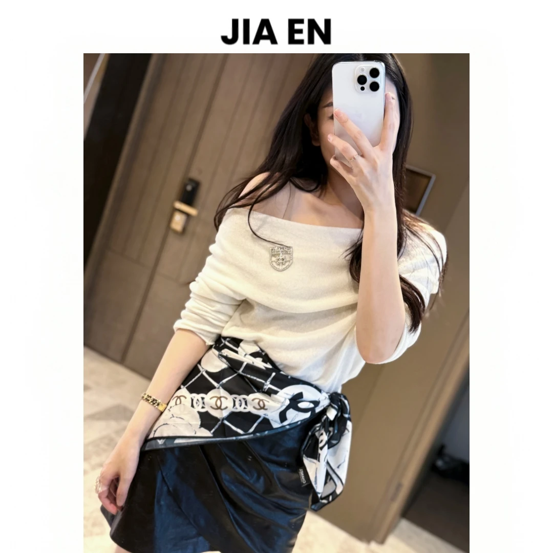 【CAIXIN 佳恩】美人骨一字肩天丝绵羊毛针织衫