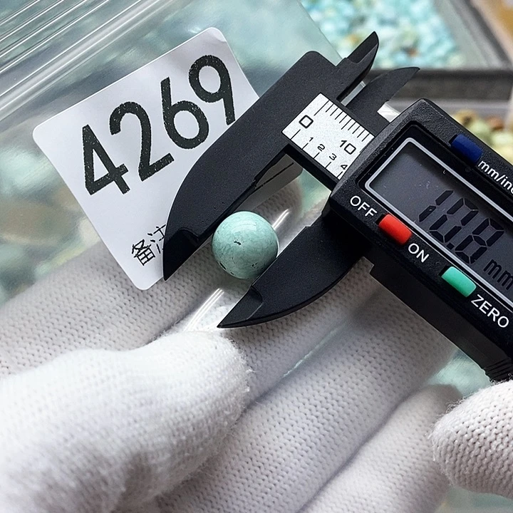 颈饰未镶嵌南红玛瑙