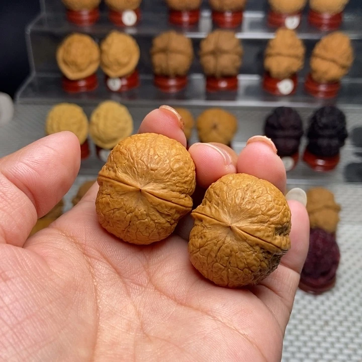 文玩核桃把件铁蛋39