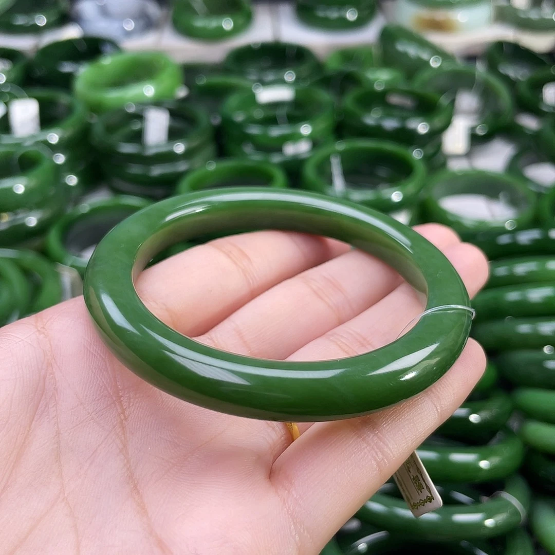 未镶嵌手镯和田玉（碧玉）