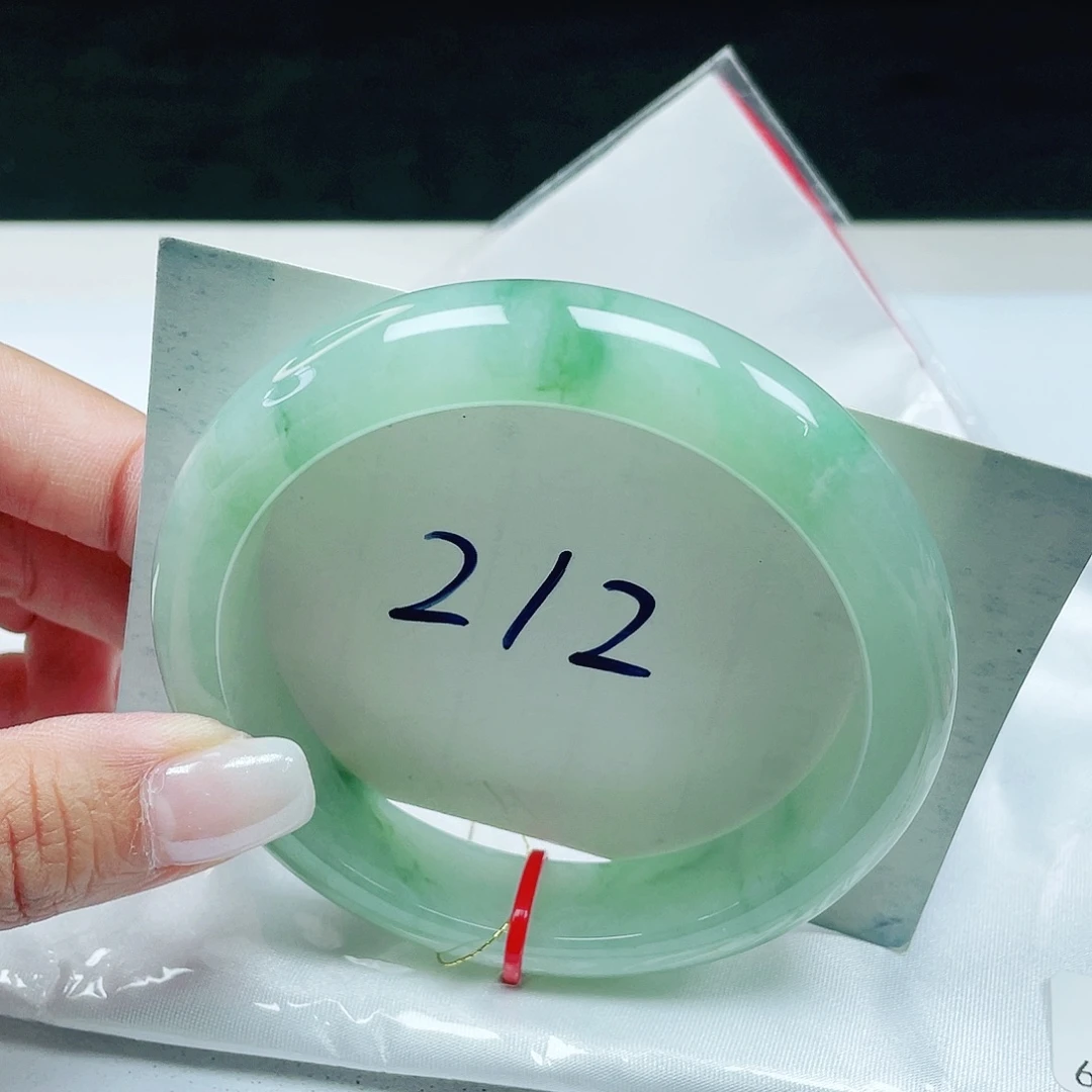 翡翠未镶嵌手镯 正圈60.8