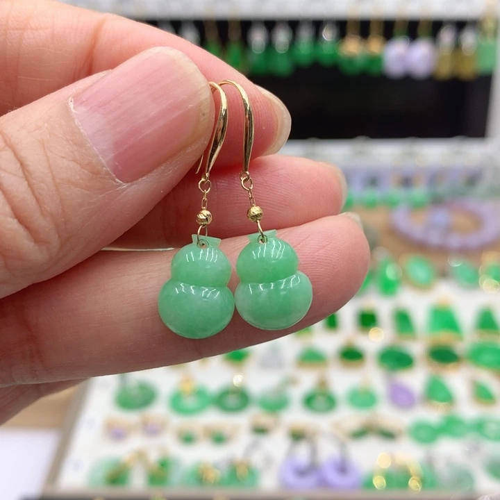 翡翠18K金镶嵌耳饰