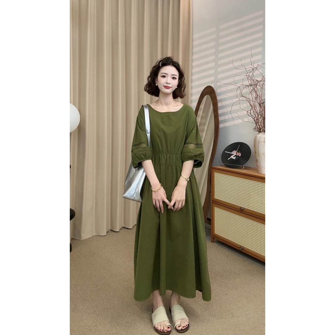 【张小九】大U领中袖镂空拼接捏褶设计宽松显瘦连衣裙Z1969