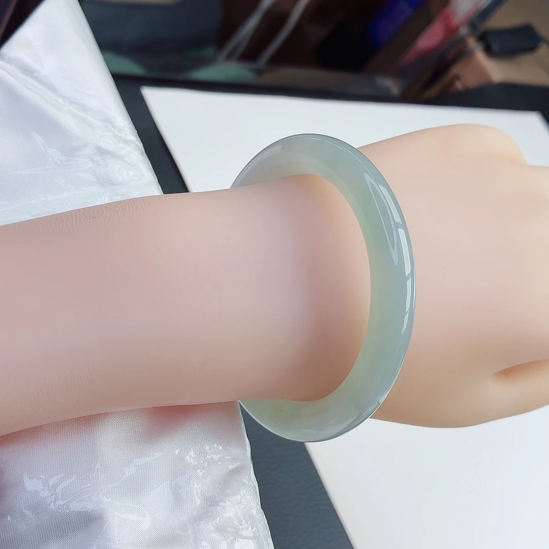 翡翠未镶嵌手镯天然翡翠A货
