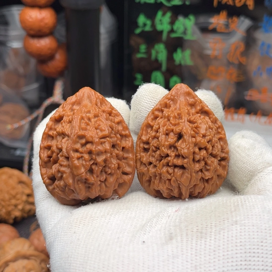 文玩核桃吊坠蚂蚁王