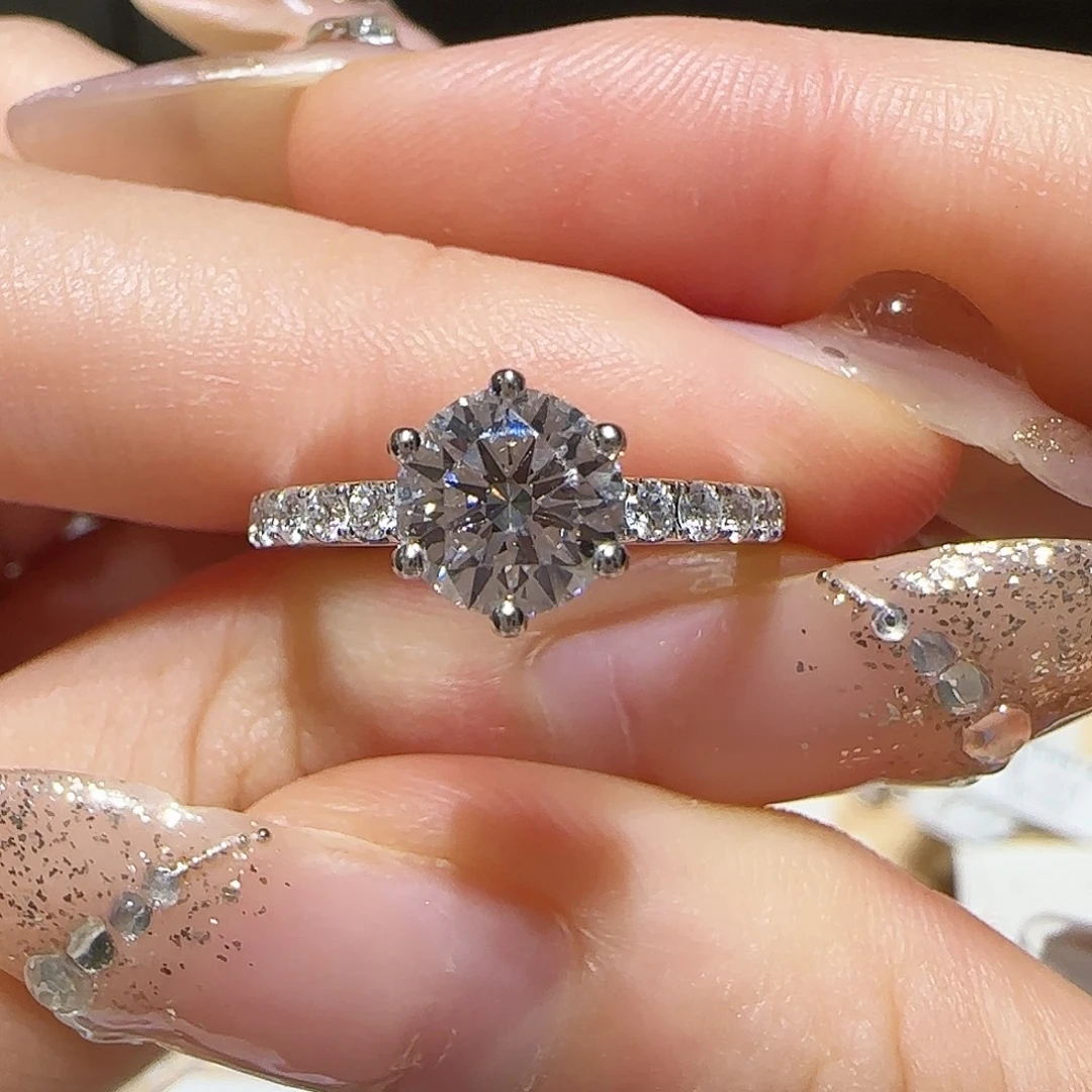 18K金镶嵌实验室培育钻石一克拉白月光 11-17圈