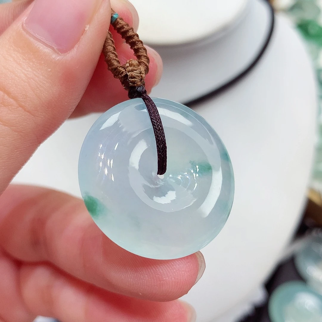 颈饰未镶嵌翡翠翡翠41，27/5.9