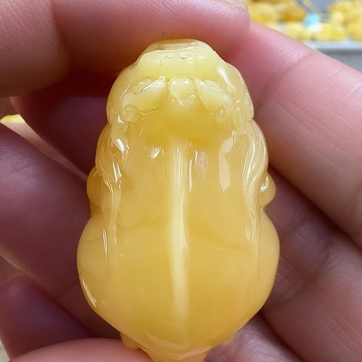 蜜蜡未镶嵌裸石39