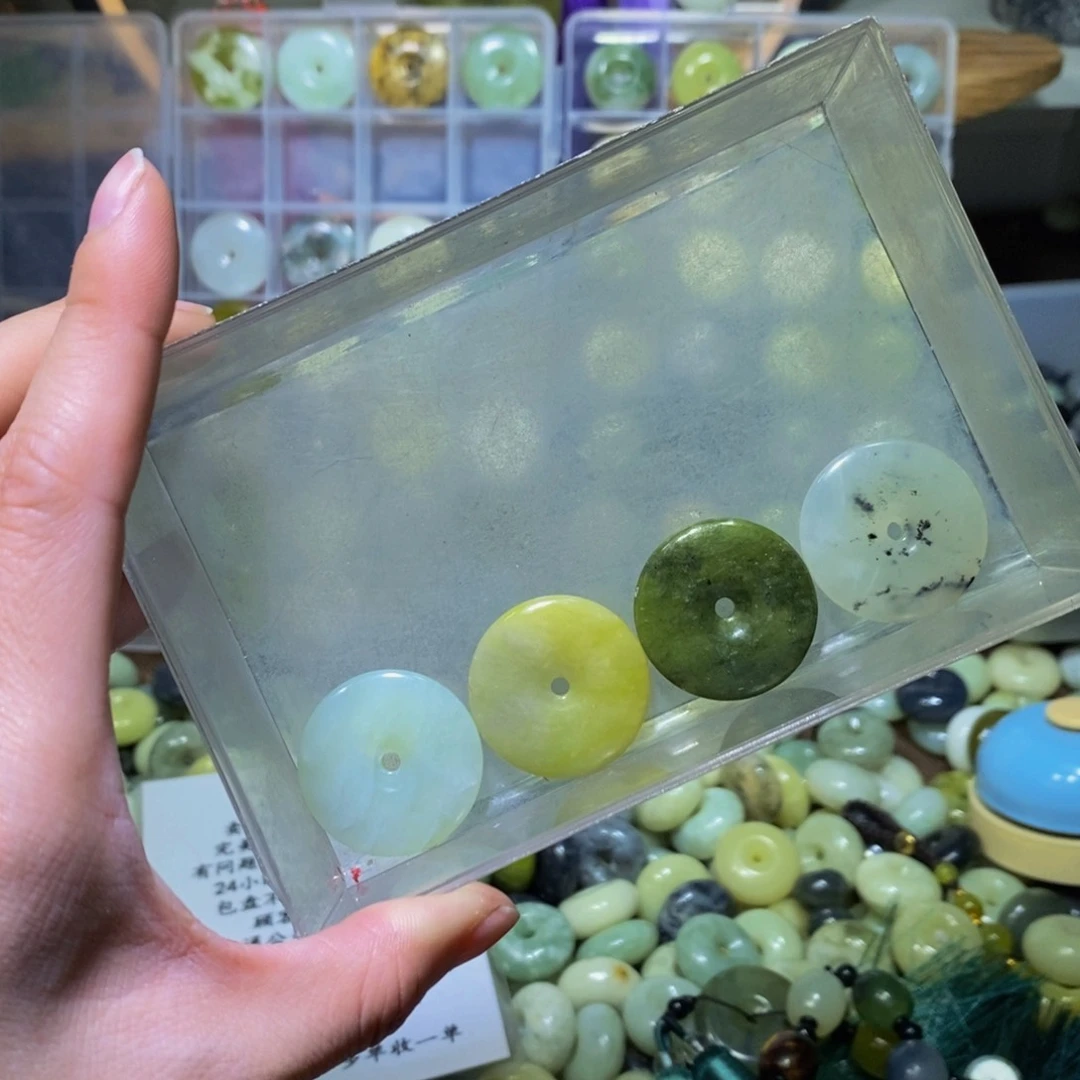 【闪购商品】蛇纹石玉颈饰未镶嵌11