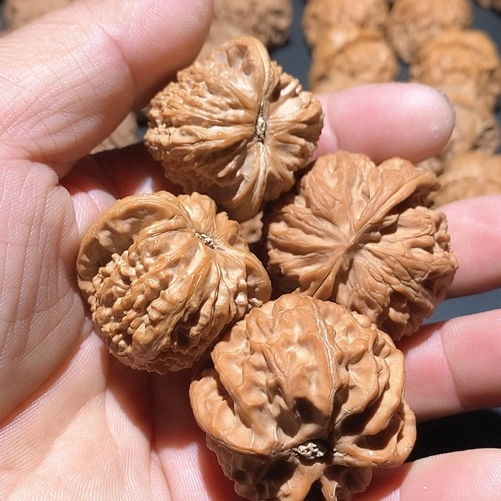 吊坠文玩核桃小**缘苹果