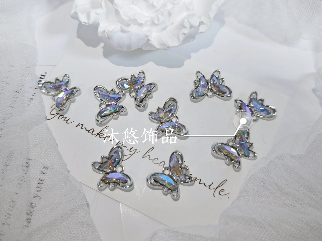 <沐悠饰品.diy> P555 铜合金魅影紫蝴蝶保色挂坠diy